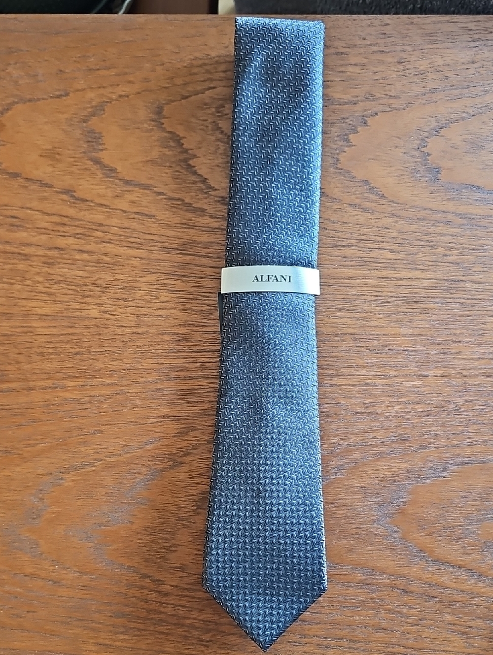 **NWT** Herringbone Alfani Tie